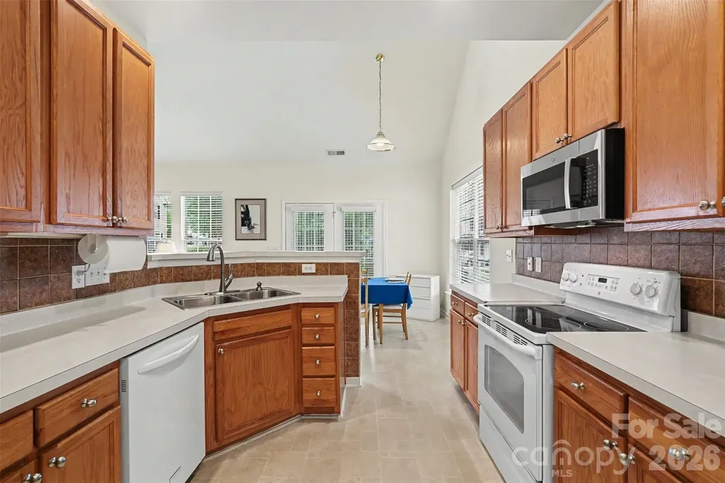 10729 Yellow Tail Court Charlotte NC 28270