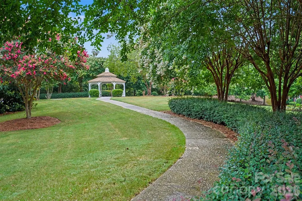 10729 Yellow Tail Court Charlotte NC 28270
