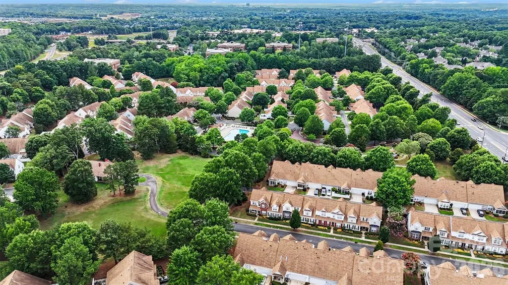 10729 Yellow Tail Court Charlotte NC 28270