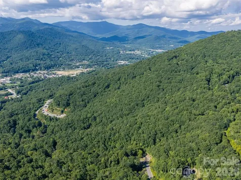 1043 Moss Creek Lane Swannanoa NC 28778