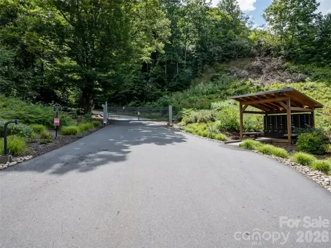 1043 Moss Creek Lane Swannanoa NC 28778