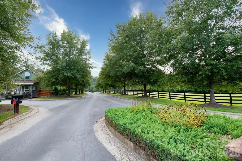 Lot 26 Round Mountain Parkway Lenoir NC 28645