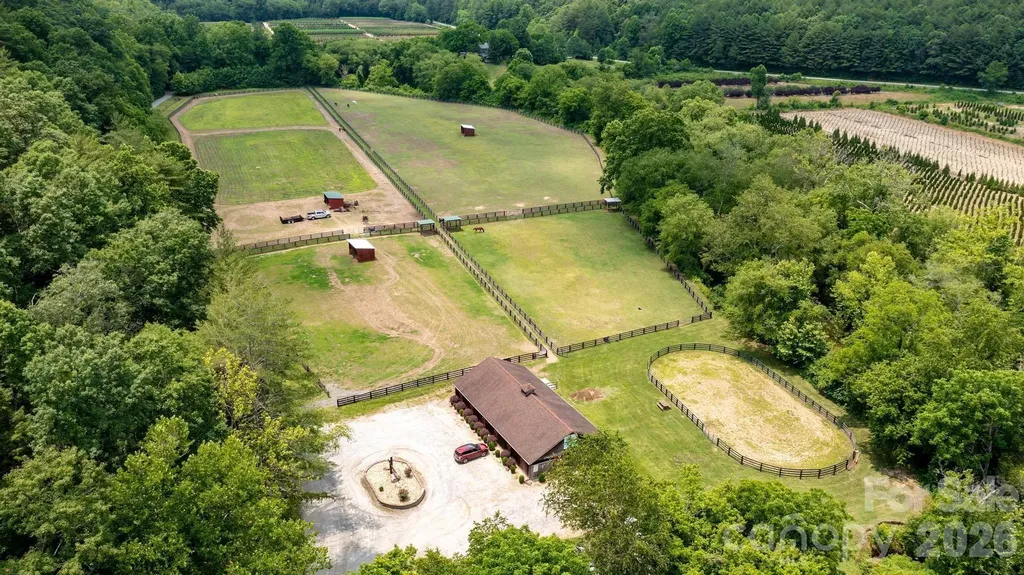 Lot 26 Round Mountain Parkway Lenoir NC 28645