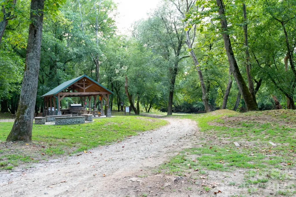 Lot 26 Round Mountain Parkway Lenoir NC 28645