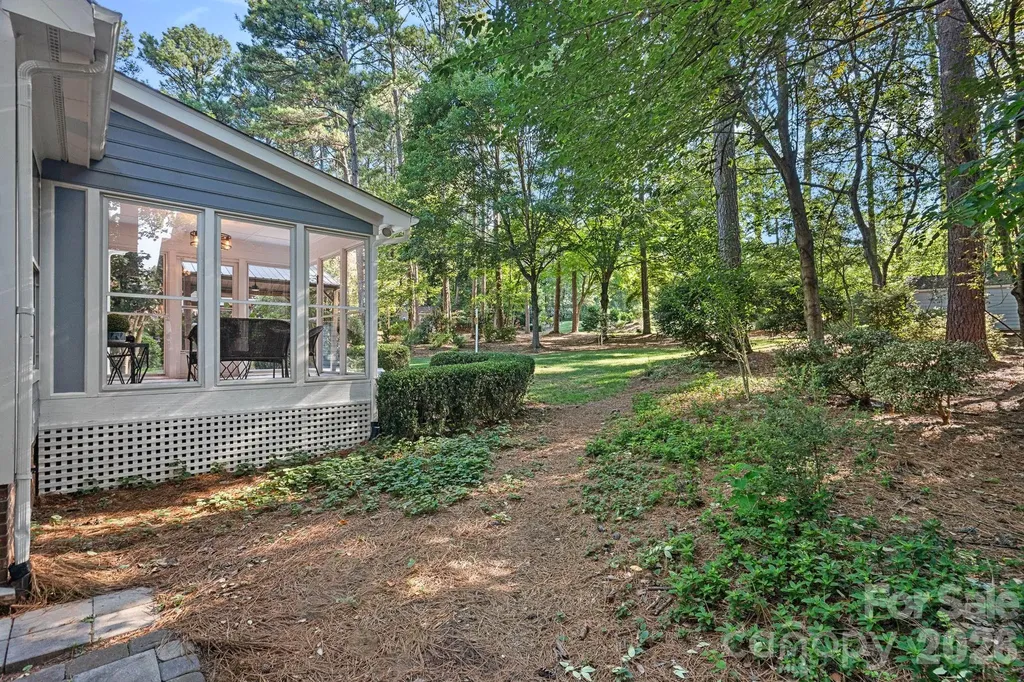 121 Lake Pine Road Mooresville NC 28117