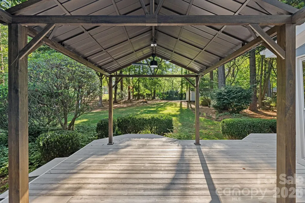 121 Lake Pine Road Mooresville NC 28117