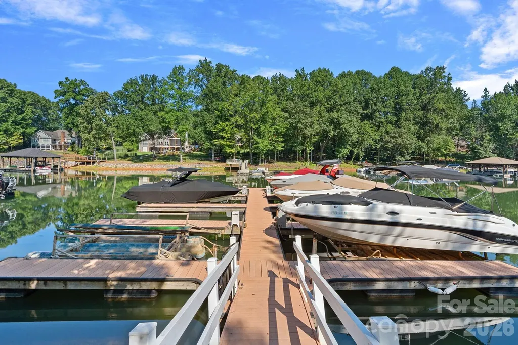 121 Lake Pine Road Mooresville NC 28117