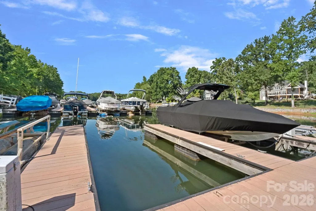 121 Lake Pine Road Mooresville NC 28117