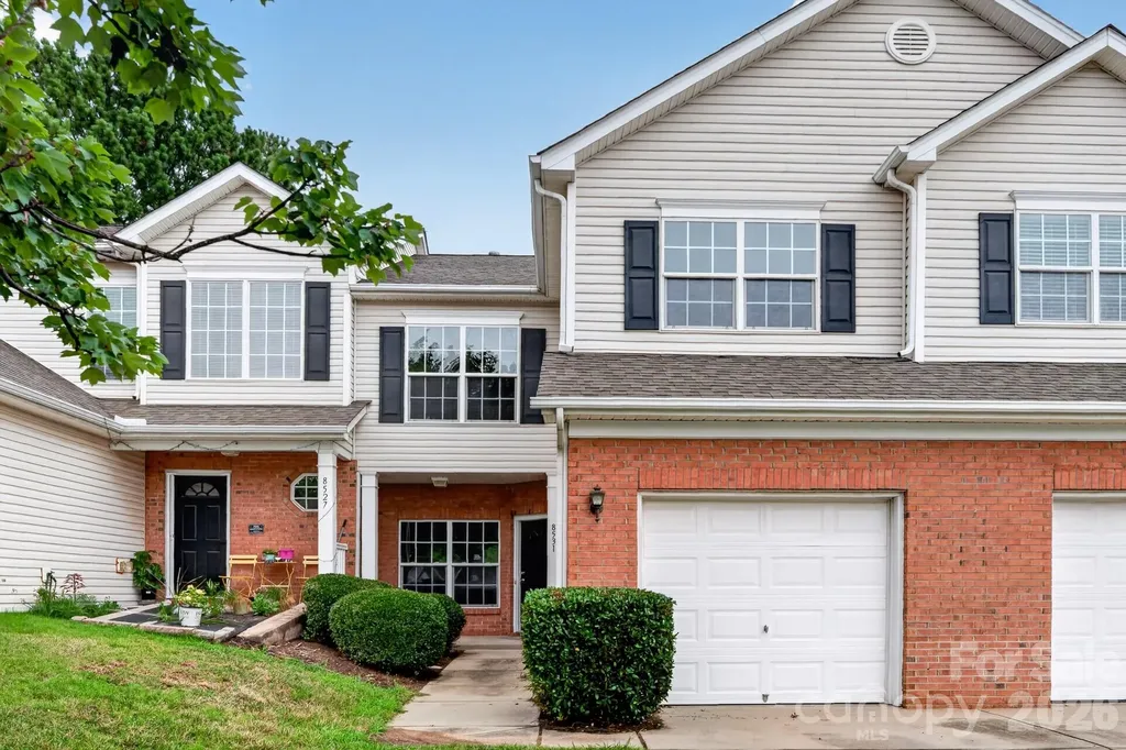 8531 Carolina Lily Lane Charlotte NC 28262