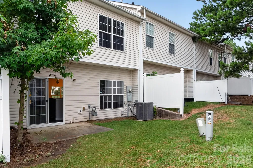 8531 Carolina Lily Lane Charlotte NC 28262