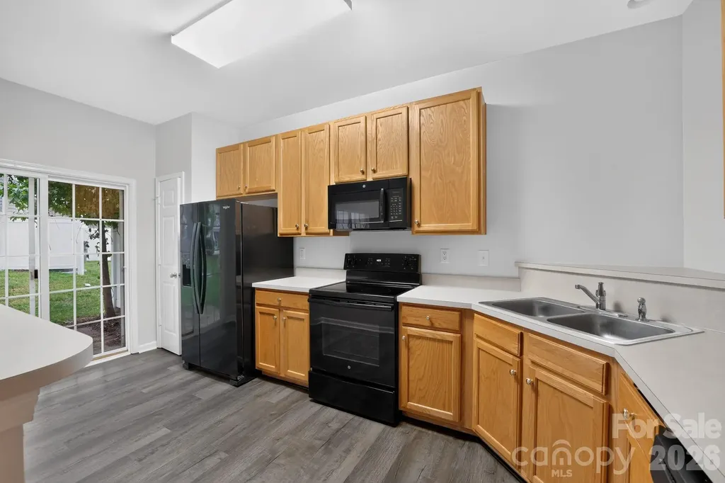 8531 Carolina Lily Lane Charlotte NC 28262