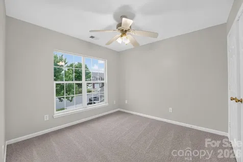 8531 Carolina Lily Lane Charlotte NC 28262