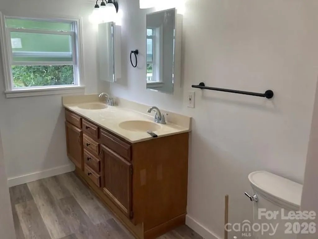 121 J F Morris Drive Waynesville NC 28786