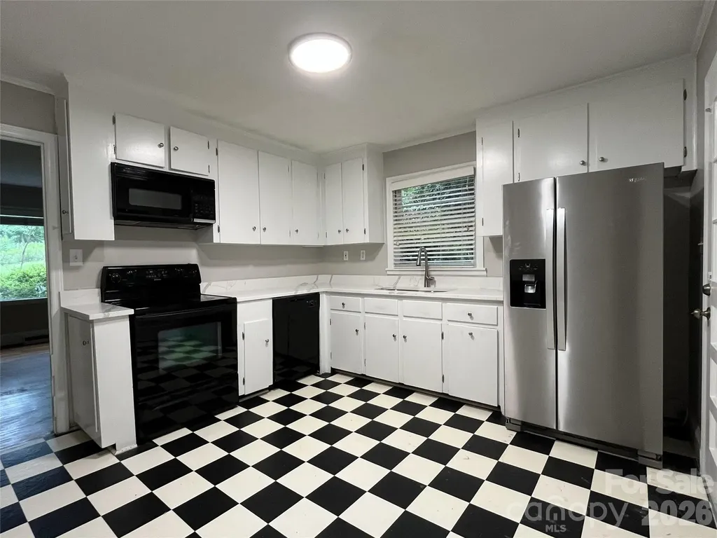 4217 Winfield Drive Charlotte NC 28205