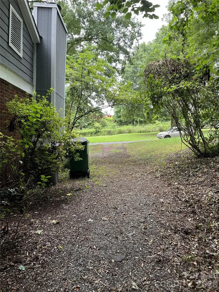 4217 Winfield Drive Charlotte NC 28205