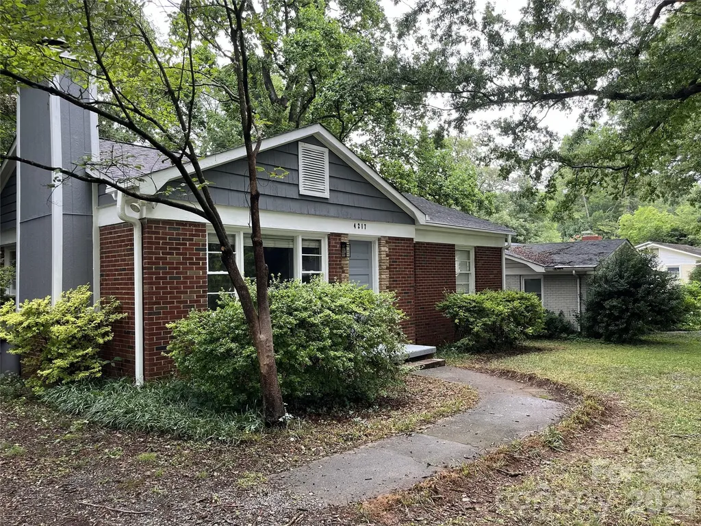 4217 Winfield Drive Charlotte NC 28205
