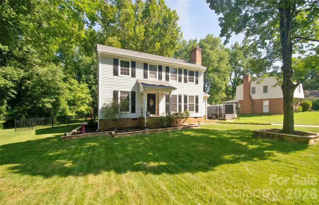 8301 Abercorn Lane Charlotte NC 28227