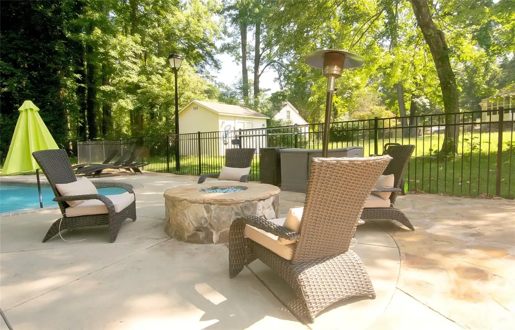 8301 Abercorn Lane Charlotte NC 28227
