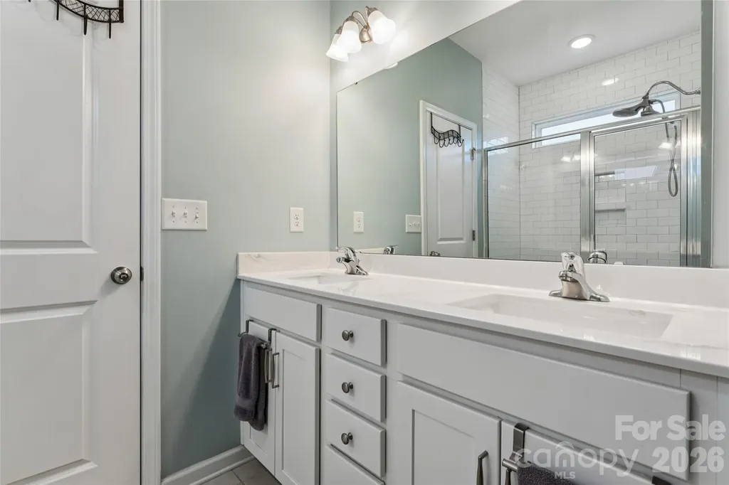 3302 Lock Erne Avenue Kannapolis NC 28081