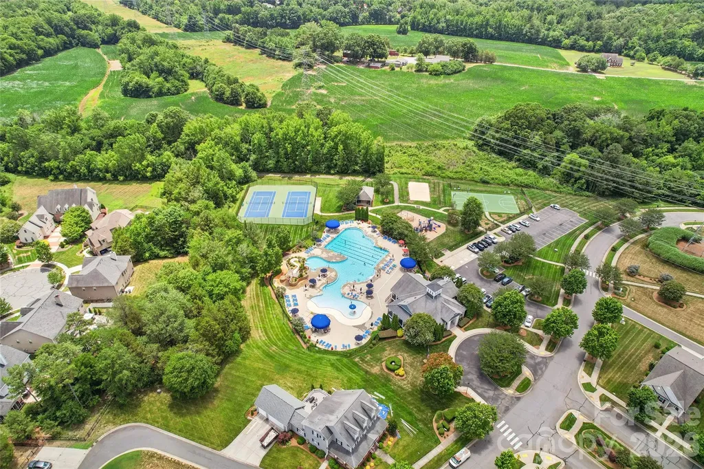 3302 Lock Erne Avenue Kannapolis NC 28081