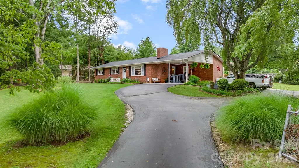 95 Pensacola Avenue Arden NC 28704