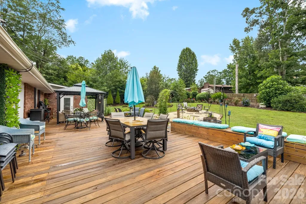 95 Pensacola Avenue Arden NC 28704