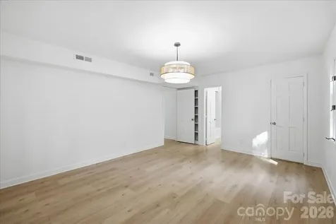 1107 Spring Fall Court Charlotte NC 28213