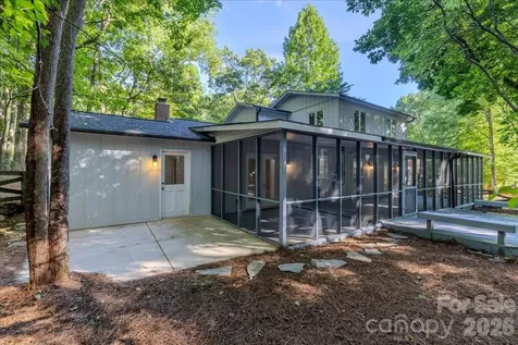 1107 Spring Fall Court Charlotte NC 28213