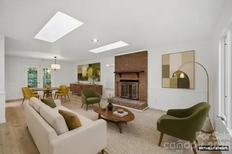 1107 Spring Fall Court Charlotte NC 28213