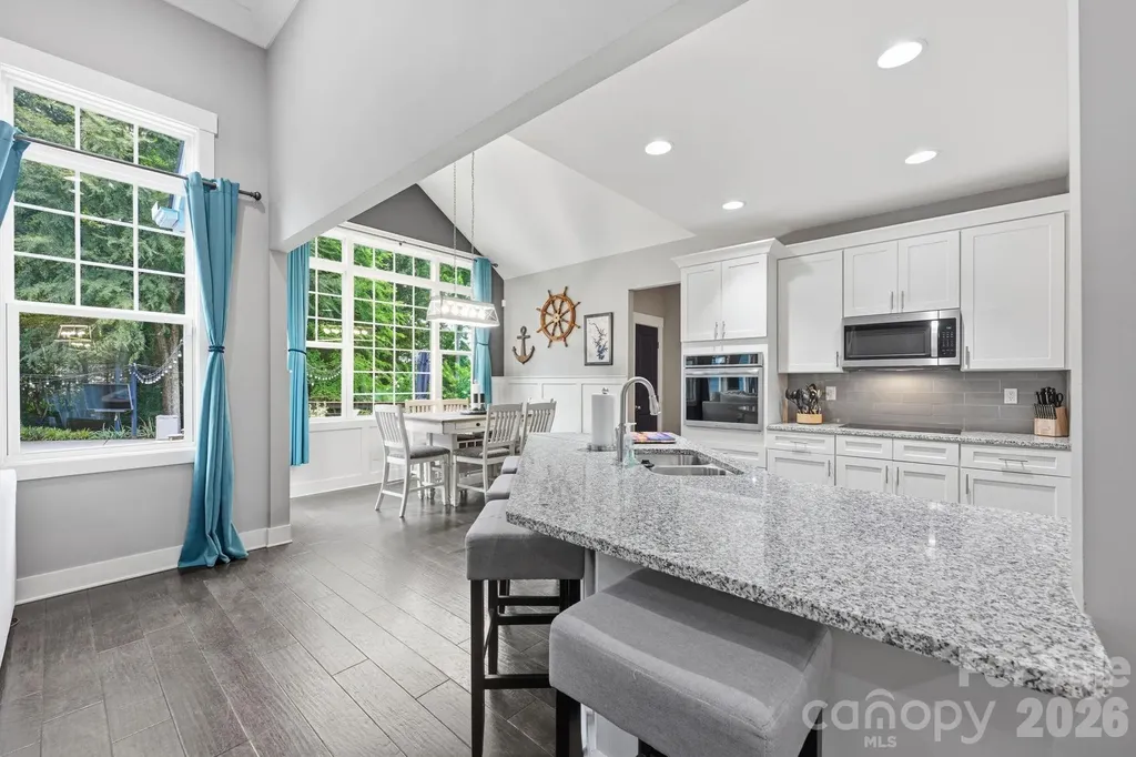 6957 Pin Oaks Drive Denver NC 28037