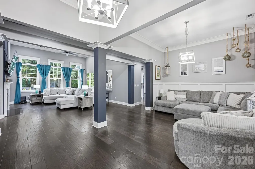 6957 Pin Oaks Drive Denver NC 28037