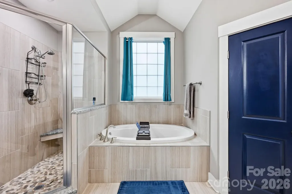 6957 Pin Oaks Drive Denver NC 28037
