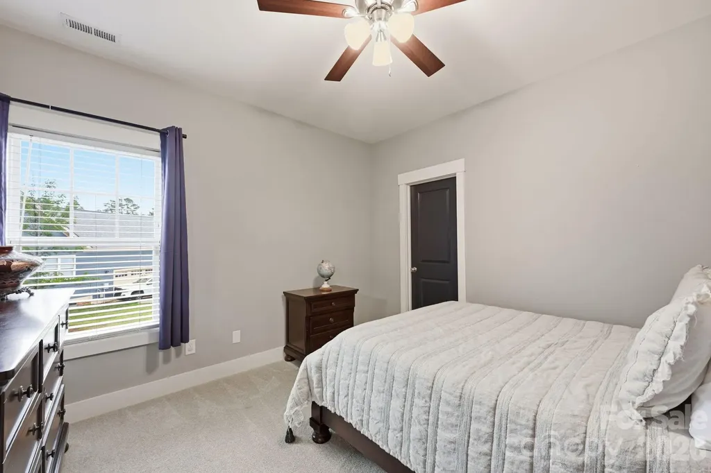 6957 Pin Oaks Drive Denver NC 28037