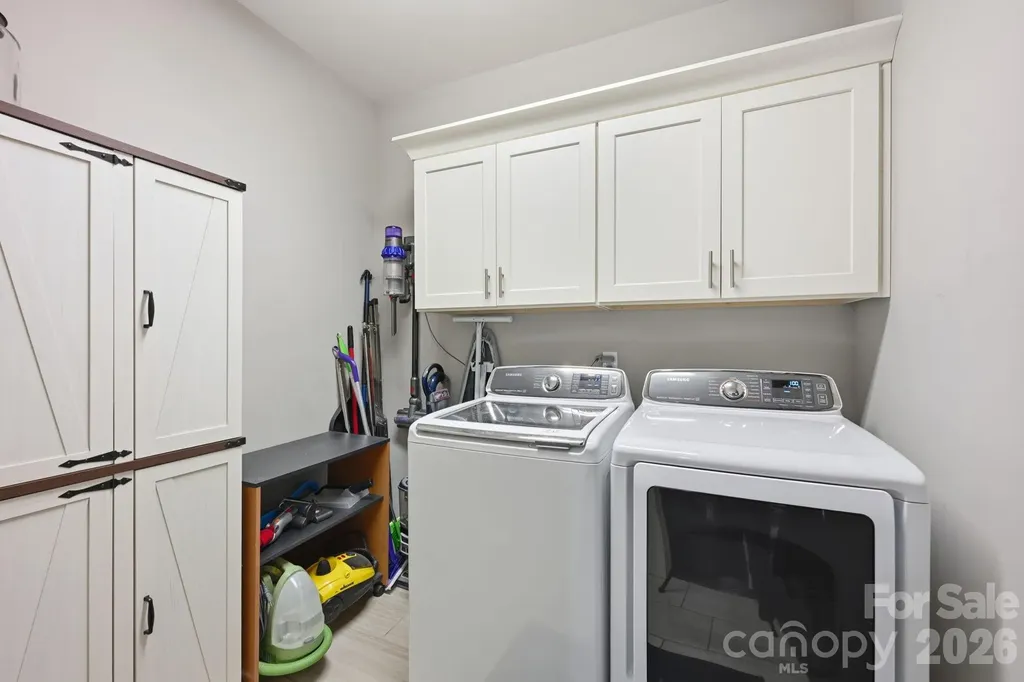 6957 Pin Oaks Drive Denver NC 28037