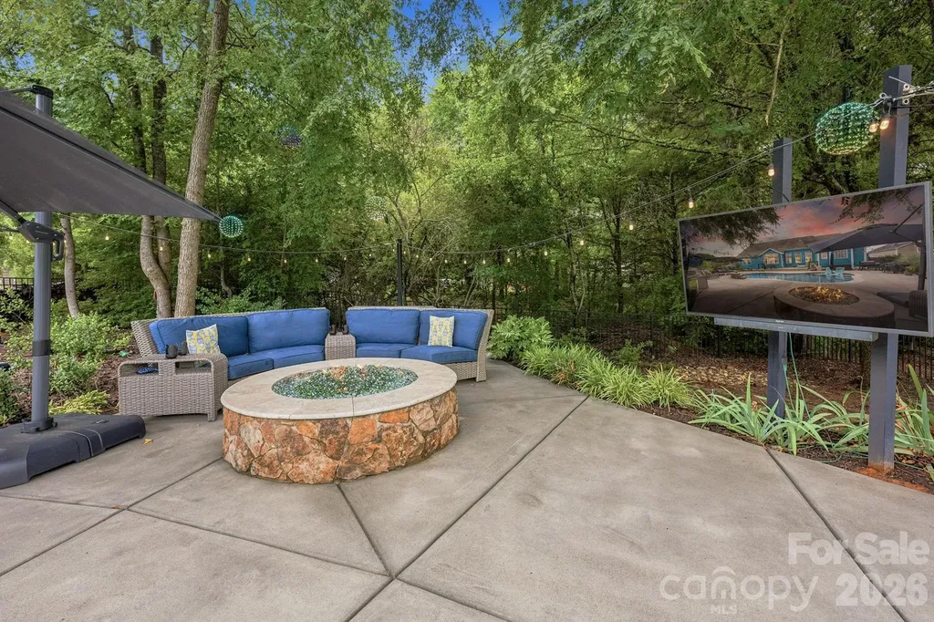 6957 Pin Oaks Drive Denver NC 28037