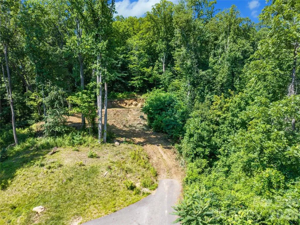 51 Wind Stone Drive Asheville NC 28804