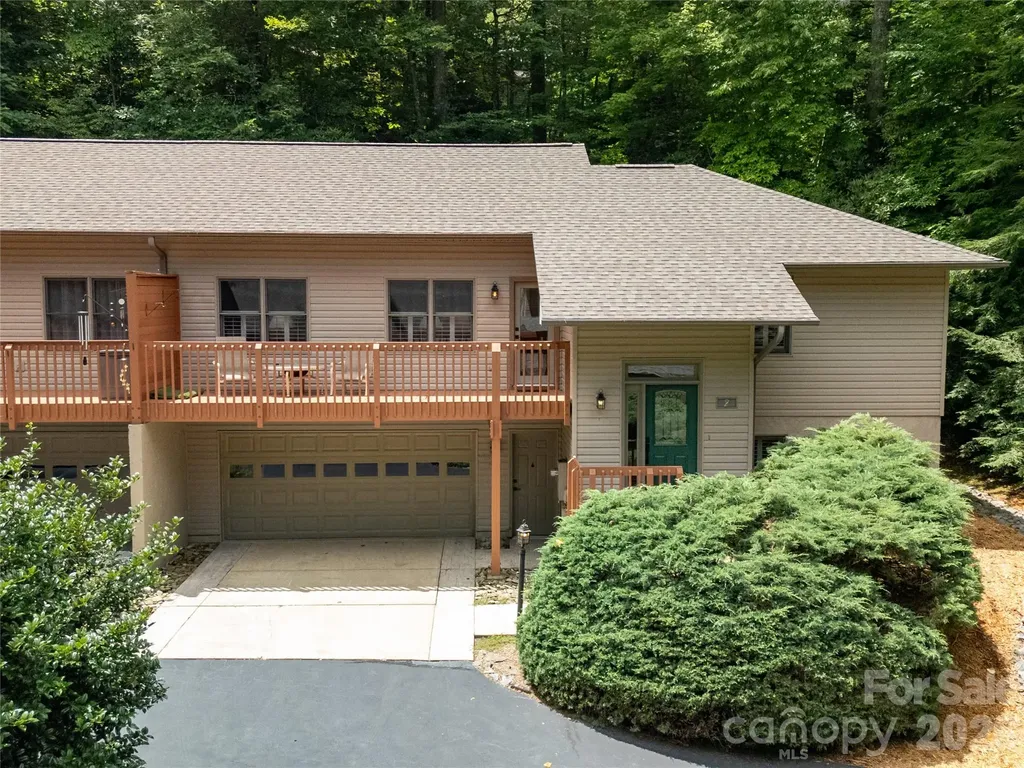 2 Duya Court Brevard NC 28712