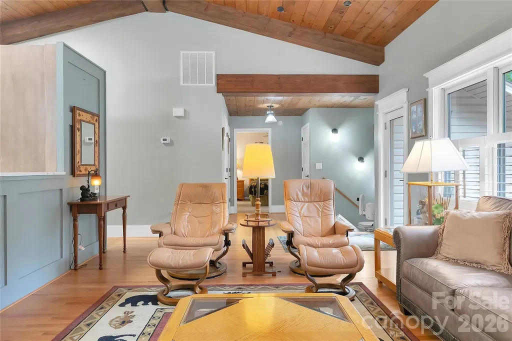 2 Duya Court Brevard NC 28712