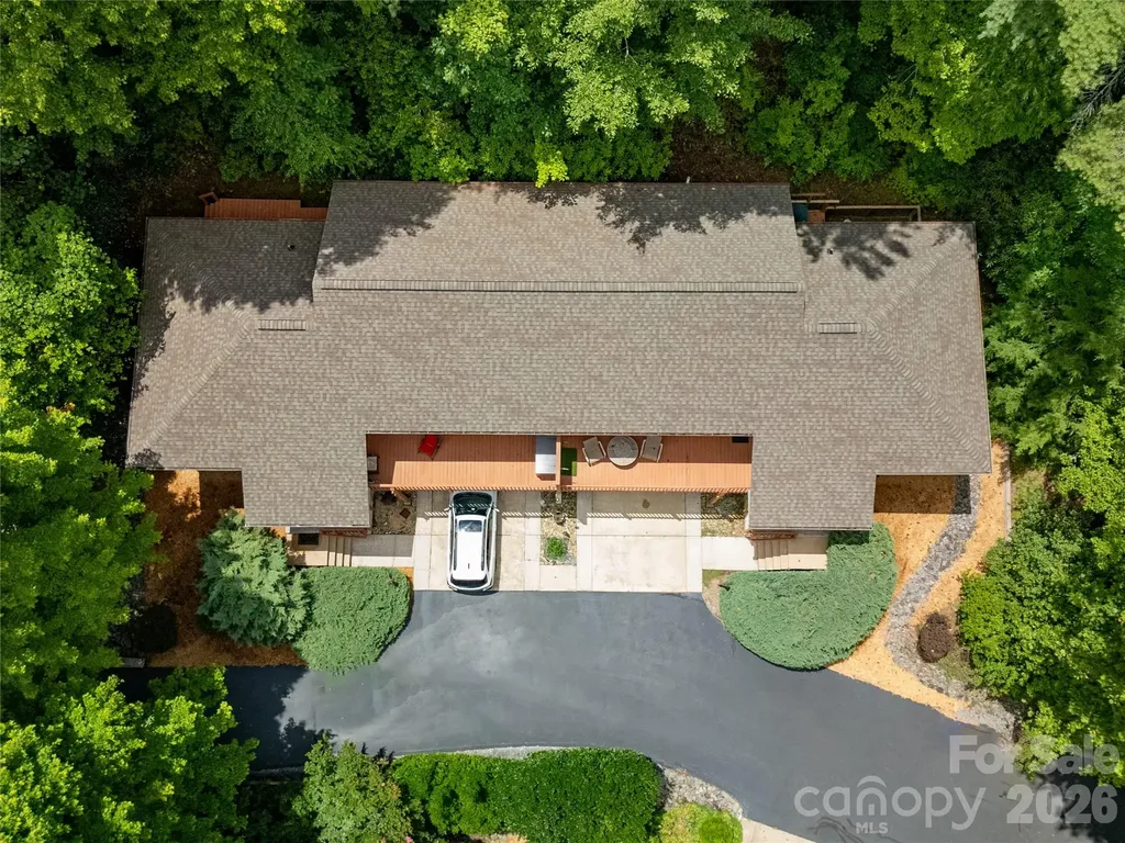 2 Duya Court Brevard NC 28712