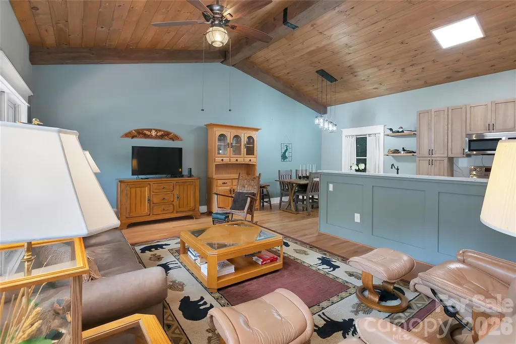 2 Duya Court Brevard NC 28712