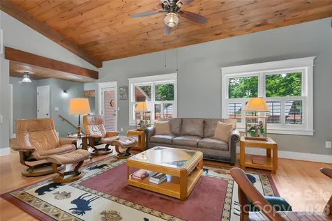 2 Duya Court Brevard NC 28712