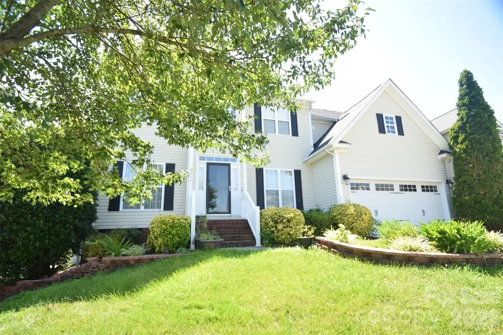 6629 Pattonsburg Drive Charlotte NC 28213