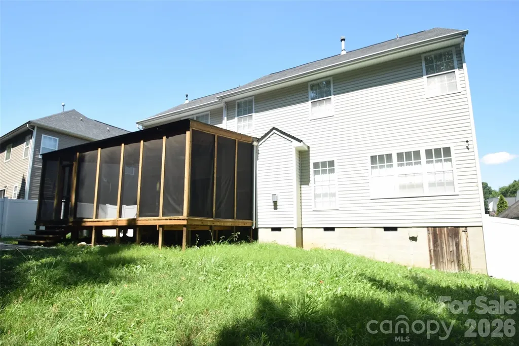 6629 Pattonsburg Drive Charlotte NC 28213