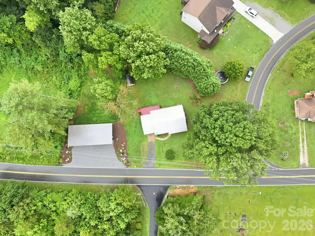 5418 Nix Creek Road Marion NC 28752