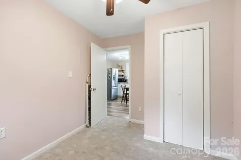 5418 Nix Creek Road Marion NC 28752