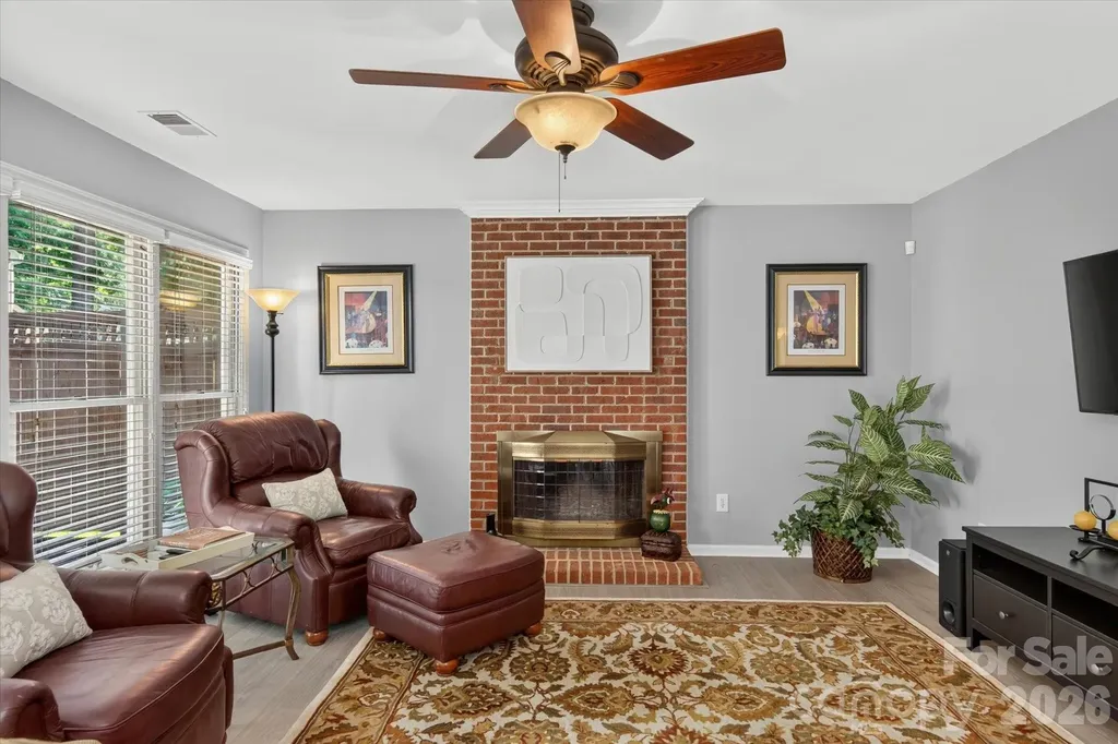 9801 Deer Spring Lane Charlotte NC 28210