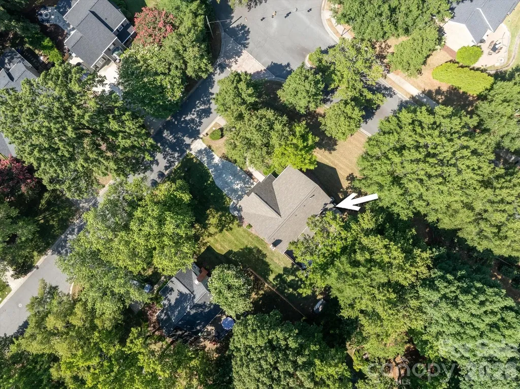9801 Deer Spring Lane Charlotte NC 28210
