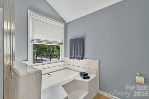 9801 Deer Spring Lane Charlotte NC 28210