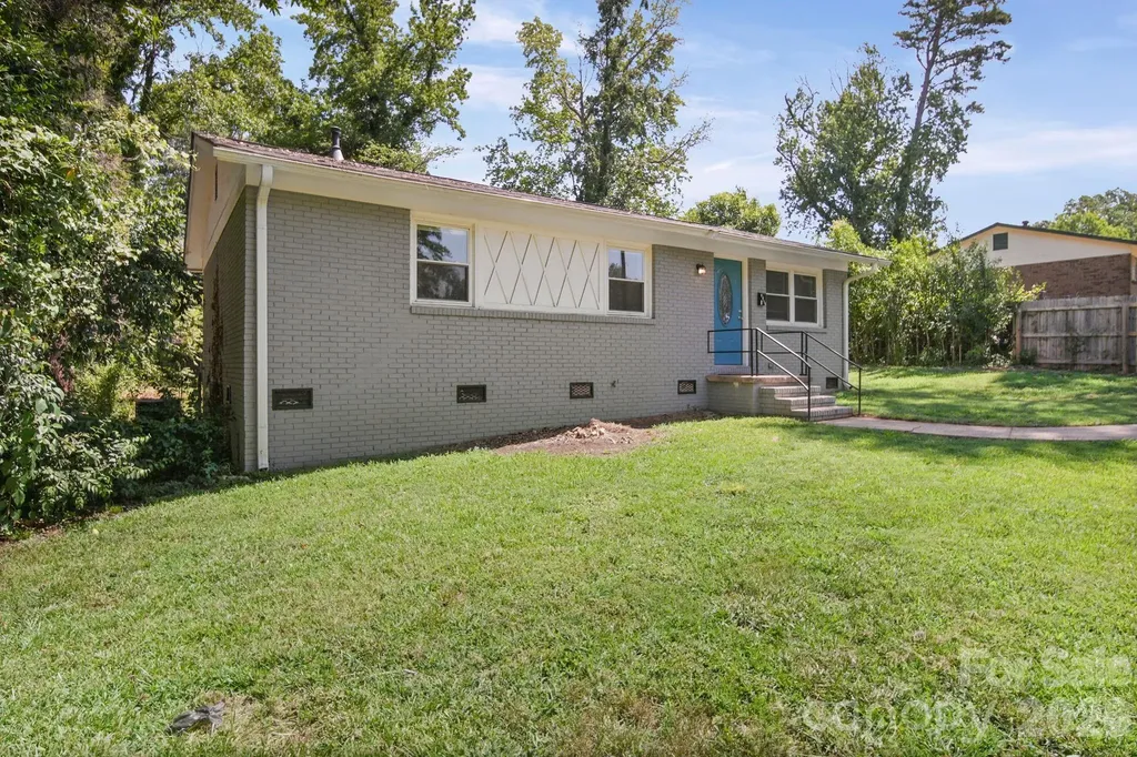 4316 Mckinley Drive Charlotte NC 28208