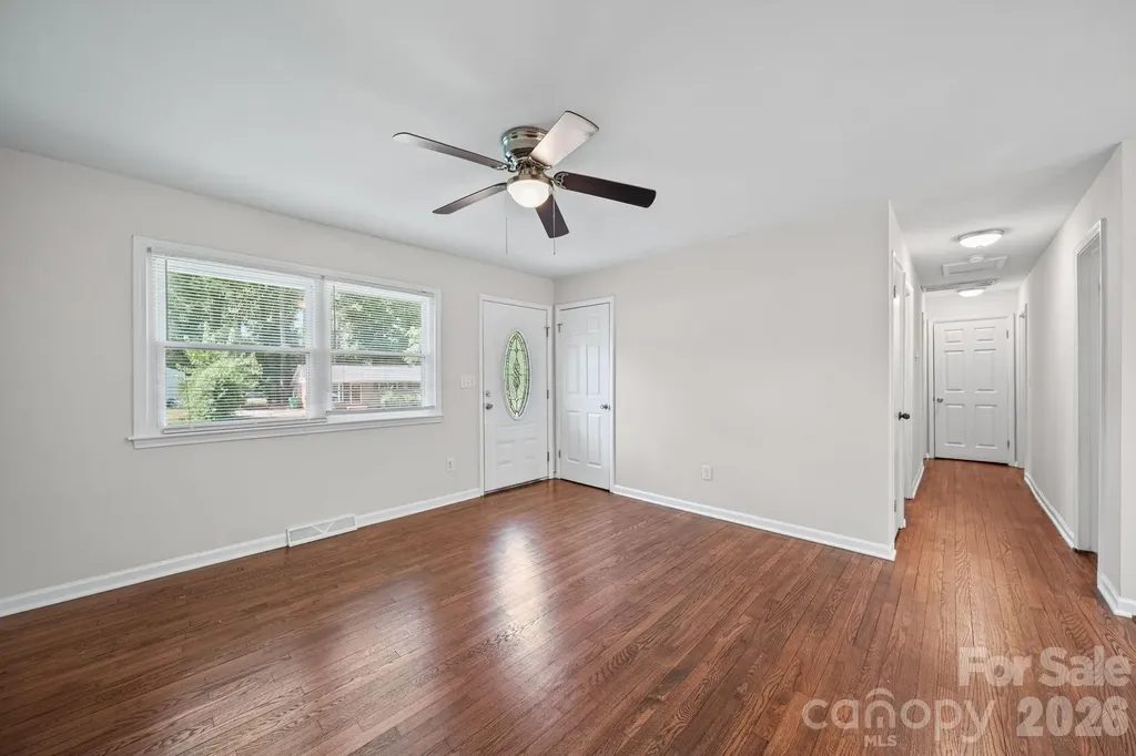 4316 Mckinley Drive Charlotte NC 28208